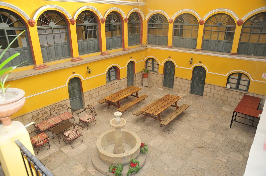 Hostal La Casona Потосі Екстер'єр фото